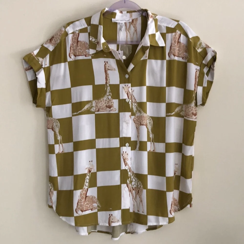 Jane & Delancey Giraffe Print Checkered Shirt Blouse Top - Picture 9 of 9